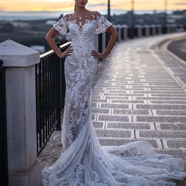 beaded lace mermaid wedding dresses sheer bateau neck short sleeves bridal gowns covered buttons back sweep train robe de mariée, White
beaded lace mermaid wedding dresses sheer bateau neck short sleeves bridal gowns covered buttons back sweep train robe de mariée, White