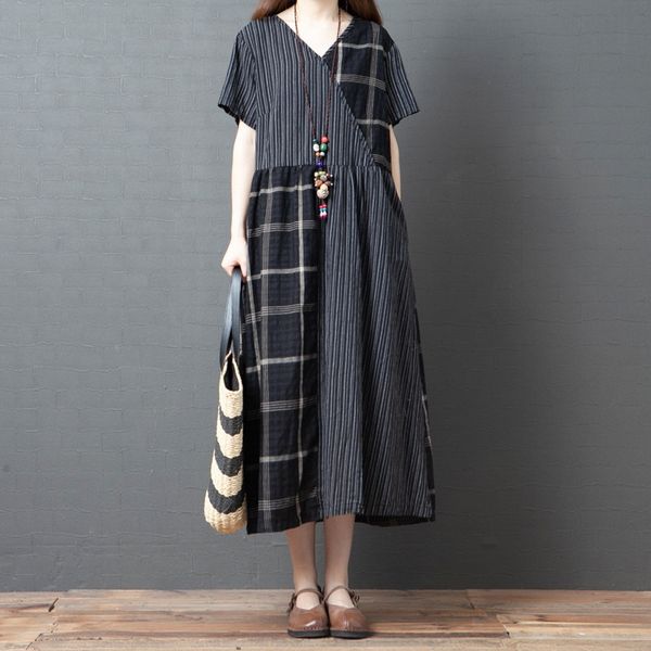 summer new 2020 korean loose large plaid mid long skirt stitching shows thin foreign style dress cotton linen cotton linen middle-aged dress, Black;gray
summer new 2020 korean loose large plaid mid long skirt stitching shows thin foreign style dress cotton linen cotton linen middle-aged dress, Black;gray