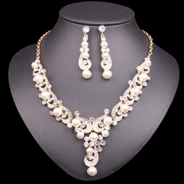 fashion bridal jewelry sets for women wedding party costume silver color rhineston imitation pearl necklace & earrings jewellery
fashion bridal jewelry sets for women wedding party costume silver color rhineston imitation pearl necklace & earrings jewellery