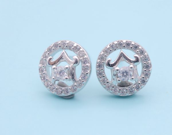 hengsheng s925 silver cross-border one product dropshipping round xiangyun fashion korean style simple zircon stud earrings for women, Golden
hengsheng s925 silver cross-border one product dropshipping round xiangyun fashion korean style simple zircon stud earrings for women, Golden