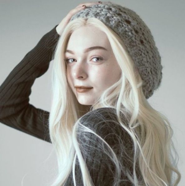 women in europe and the united states have long curls, waves, curls, black and gray dyed wigs
women in europe and the united states have long curls, waves, curls, black and gray dyed wigs