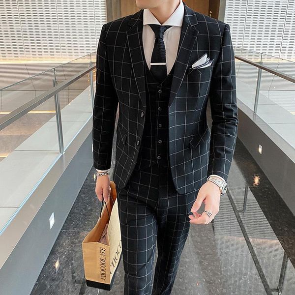 spot men's new plaid suit men's suits fit three-piece youth professional work suit wedding, White;black
spot men's new plaid suit men's suits fit three-piece youth professional work suit wedding, White;black