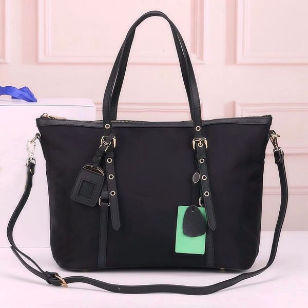 wholesale canvas shopping bag for women fashion tote waterproof shoulder bag tote calssic handbag lady presbyopic woman purse messenger bag
wholesale canvas shopping bag for women fashion tote waterproof shoulder bag tote calssic handbag lady presbyopic woman purse messenger bag