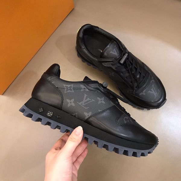 the new 2021 men fashion sneakers shoe the original designers perfect recovery casual shoes sports classic print shoes size38~45 with box, Black
the new 2021 men fashion sneakers shoe the original designers perfect recovery casual shoes sports classic print shoes size38~45 with box, Black