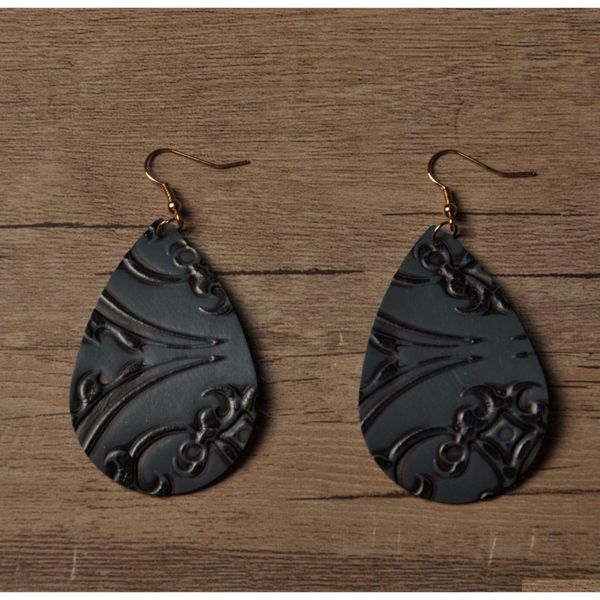 s685 fashion jewelry women's pu leather earrings embossing water-drop faux leat sqcmkq new_dhbest, Silver
s685 fashion jewelry women's pu leather earrings embossing water-drop faux leat sqcmkq new_dhbest, Silver