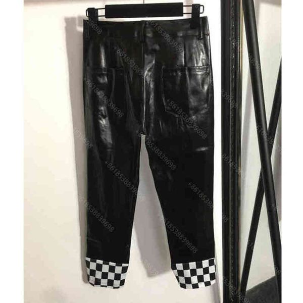 low waist black pu leather pants leggings skinny leggins for women black and white plaid zip-panel cuff logo branded casual straight-leg pan, Black;white
low waist black pu leather pants leggings skinny leggins for women black and white plaid zip-panel cuff logo branded casual straight-leg pan, Black;white