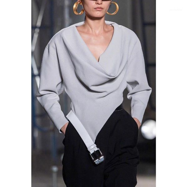 8.20 2020 autumn new women fashion v-neck sweater ladies irregular ruched long sleeve knitted pullover slim jumpers 2 color1, White;black
8.20 2020 autumn new women fashion v-neck sweater ladies irregular ruched long sleeve knitted pullover slim jumpers 2 color1, White;black