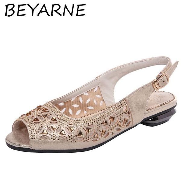 beyarne 2020 новая летняя мода выдалбливают женщины сандалии плюс размер comfort flat sandals нескользящие дышащий повседневная обувь женщин, Black
beyarne 2020 новая летняя мода выдалбливают женщины сандалии плюс размер comfort flat sandals нескользящие дышащий повседневная обувь женщин, Black