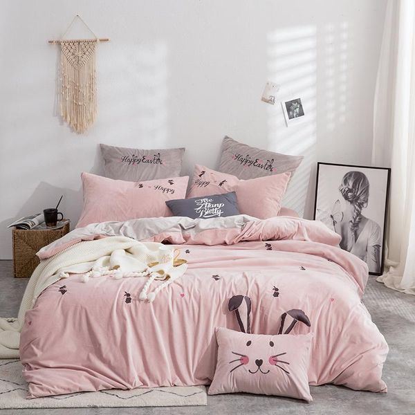 winter fleece velvet lovely bedding set warm flannel embroidery quilt cover sheet pillowcases king size 4/6/7pcs
winter fleece velvet lovely bedding set warm flannel embroidery quilt cover sheet pillowcases king size 4/6/7pcs