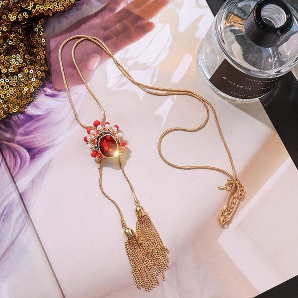 chinese style jewelry peking opera mask necklace female long metal tassels retro opera sweater chain ladies' gifts 5371, Silver
chinese style jewelry peking opera mask necklace female long metal tassels retro opera sweater chain ladies' gifts 5371, Silver