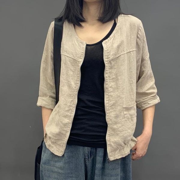 thin cotton and linen solid zipper women jackets 2020 summer new solid long-sleeved pocket casual female outwear coat, Black;brown
thin cotton and linen solid zipper women jackets 2020 summer new solid long-sleeved pocket casual female outwear coat, Black;brown