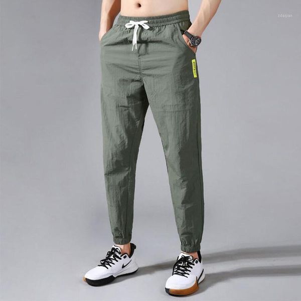 men's pants men's casual ankle-length summer thin quick-drying korean style loose harem trousers streetwear sweatpants f7030031, Black
men's pants men's casual ankle-length summer thin quick-drying korean style loose harem trousers streetwear sweatpants f7030031, Black