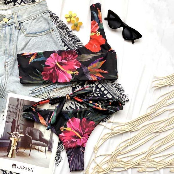 peachtan floral print swimsuit women 2020 one shoulder bikini set bandeau swimwear women knot bandage bathing suit biquini11, White;black
peachtan floral print swimsuit women 2020 one shoulder bikini set bandeau swimwear women knot bandage bathing suit biquini11, White;black