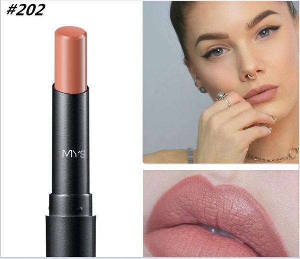 wholesale make-up cosmetics matte lasting color lipstick classic european and american color moisturizing not easy decolor foreign
wholesale make-up cosmetics matte lasting color lipstick classic european and american color moisturizing not easy decolor foreign