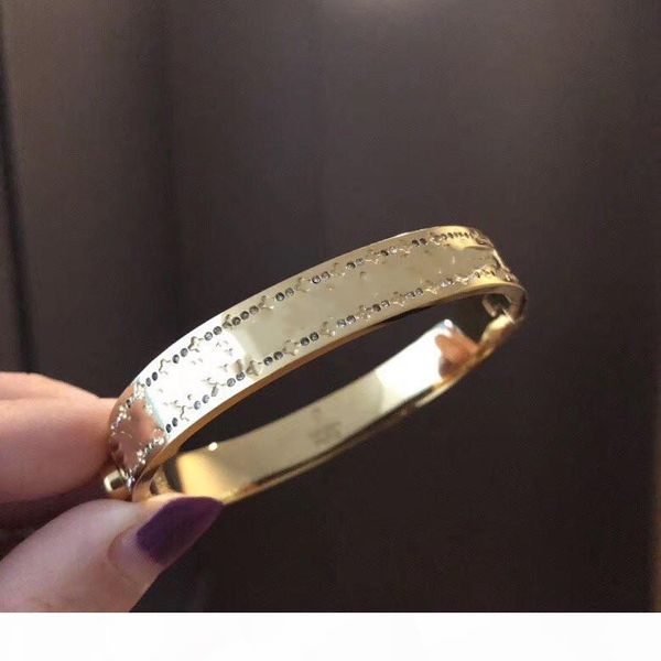 flower pattern bracelet for woman fashion charm bracelet personality trend titanium steel bracelet supply, Black