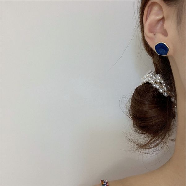 925 silver needle earrings korean minority earrings retro earrings female irregular geometry simple wind shell inlay, Golden;silver
925 silver needle earrings korean minority earrings retro earrings female irregular geometry simple wind shell inlay, Golden;silver