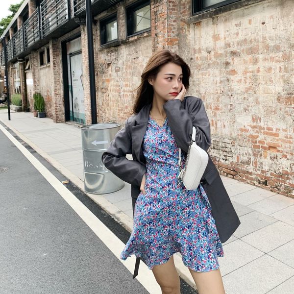 ybj3y skirt painting french tea v-neck dress women's spring and dress dressoil painting dressautumn long sleeve slimming waist aisui/oi, Black;gray
ybj3y skirt painting french tea v-neck dress women's spring and dress dressoil painting dressautumn long sleeve slimming waist aisui/oi, Black;gray