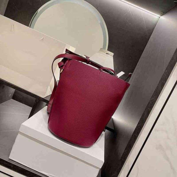 2022bags tote bucket messenger clutch handbag high capacity shoulder wallet women leather brand designer crossbody female purses
2022bags tote bucket messenger clutch handbag high capacity shoulder wallet women leather brand designer crossbody female purses