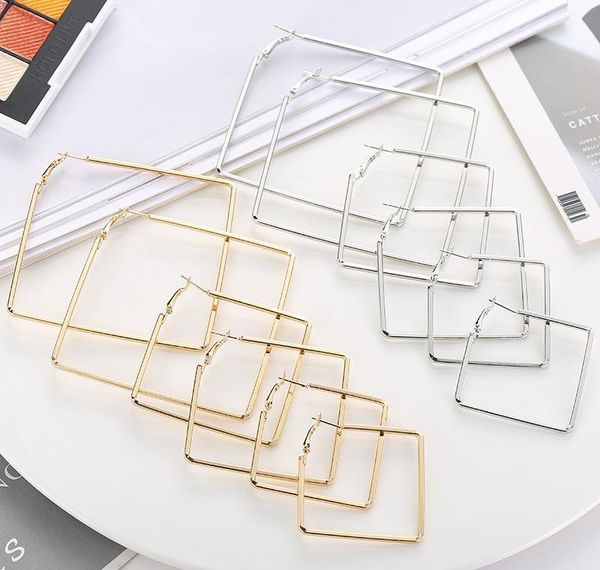 punk style silver color metal square hoop earrings for women 2020 fashion geometry simple earring gift wmtsrh dh_garden, Golden;silver
punk style silver color metal square hoop earrings for women 2020 fashion geometry simple earring gift wmtsrh dh_garden, Golden;silver