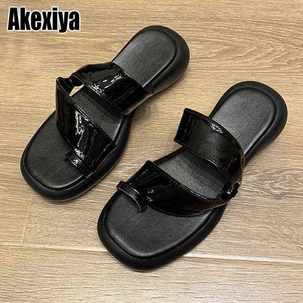 slippers women s shoes outdoor summer new style thick soled non slip fashion beach slipper bc3506 220304, Black
slippers women s shoes outdoor summer new style thick soled non slip fashion beach slipper bc3506 220304, Black