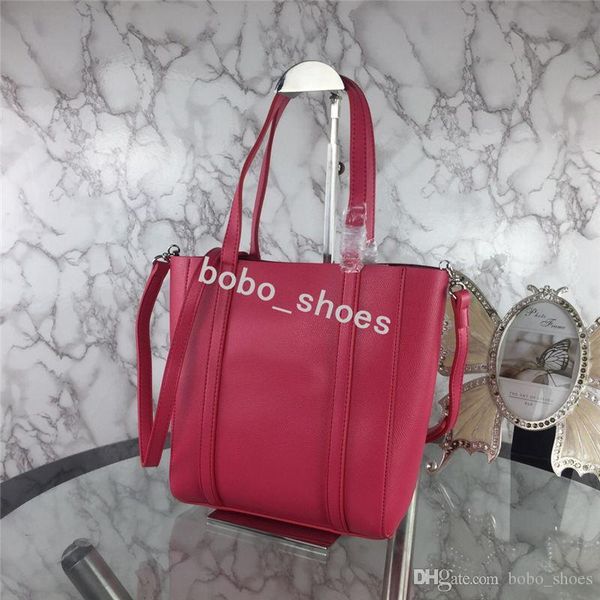 new 2019 women shopping clutch genuine leather shoulder bag size 28cm female purse 2 colors
new 2019 women shopping clutch genuine leather shoulder bag size 28cm female purse 2 colors