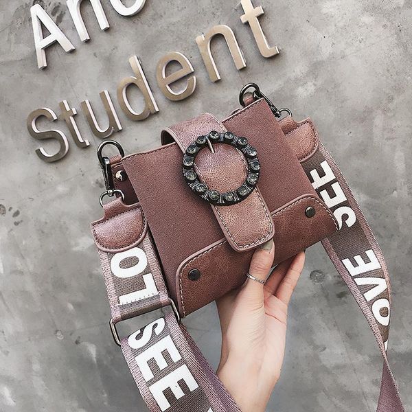 женское письмо crossbody сумка для женщин 2020 кожи роскошных сумок конструктора sling sac a главного ladies рука плечо сумки
женское письмо crossbody сумка для женщин 2020 кожи роскошных сумок конструктора sling sac a главного ladies рука плечо сумки