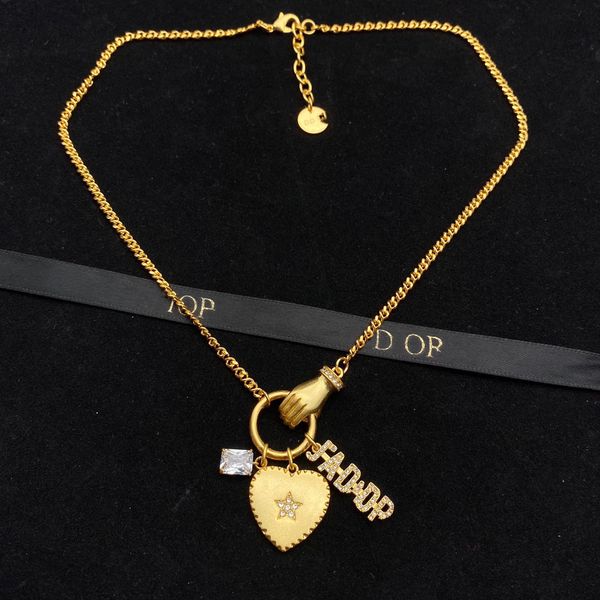 dijia / d's new peach heart letter personalized palm ring net red same necklace female, Silver
dijia / d's new peach heart letter personalized palm ring net red same necklace female, Silver