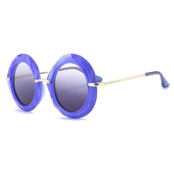 sunglasses veshion red round women brand glasses designer fashion shades, White;black
sunglasses veshion red round women brand glasses designer fashion shades, White;black