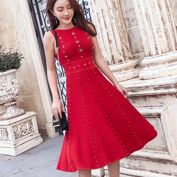 2020 spring summer woman elegant sleeveless o neck beading sweater dress slim lady casual a-line robe knit dresses vestidos1, Black;gray
2020 spring summer woman elegant sleeveless o neck beading sweater dress slim lady casual a-line robe knit dresses vestidos1, Black;gray