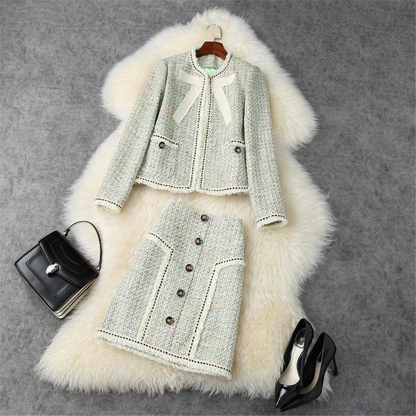 luxury little fragrance set dress for 2020 fall/winter 2020 round neck long-sleeved tweed coat, slim-fitting high-waisted half skirt, two-pi, White
luxury little fragrance set dress for 2020 fall/winter 2020 round neck long-sleeved tweed coat, slim-fitting high-waisted half skirt, two-pi, White