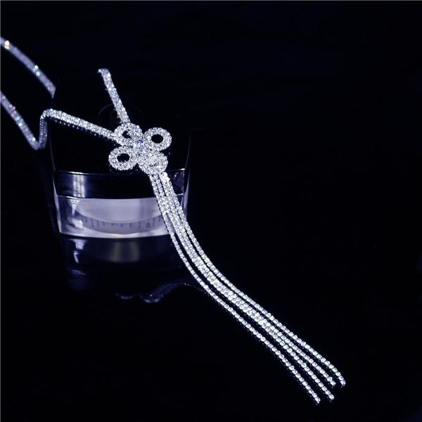 chokers fashion crystal flower pendant necklace for women bling rhinestone choker exquisite luxury jewelry gift, Golden;silver
chokers fashion crystal flower pendant necklace for women bling rhinestone choker exquisite luxury jewelry gift, Golden;silver
