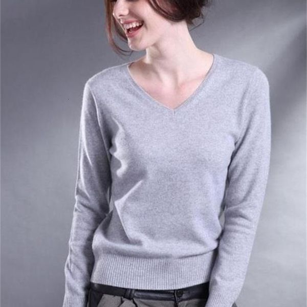 2021 new spring autumn v-neck knit women pull femme jersey outerwear female knitted cashmere pullovers sweater 6mev, Black;gray
2021 new spring autumn v-neck knit women pull femme jersey outerwear female knitted cashmere pullovers sweater 6mev, Black;gray