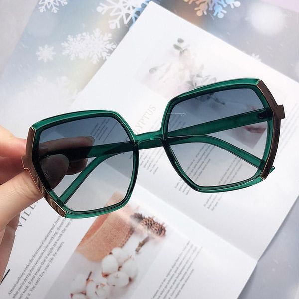 sunglasses retro polygon square women brand oversized sun glasses vintage featured frame eyewear female oculos feminino uv4001, White;black
sunglasses retro polygon square women brand oversized sun glasses vintage featured frame eyewear female oculos feminino uv4001, White;black