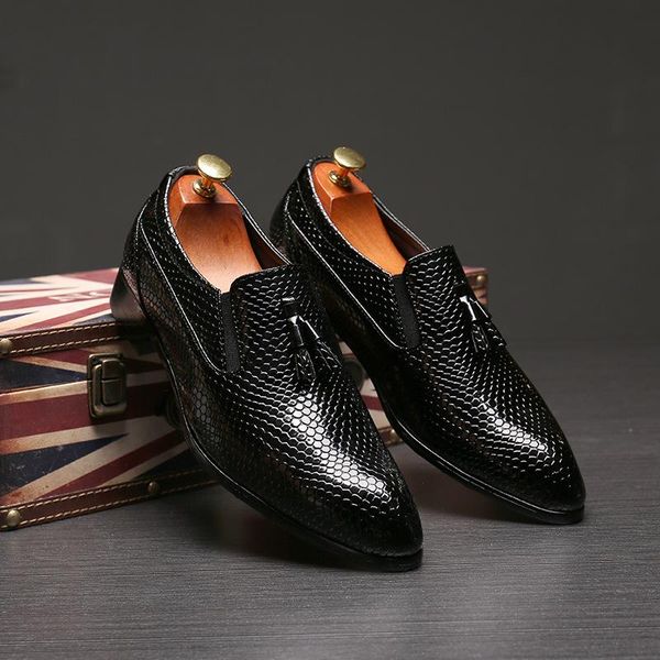 2020 autumn men loafers shoe dress shoes moccasin soft breathable leather shoes tassel wedding british style big size, Black
2020 autumn men loafers shoe dress shoes moccasin soft breathable leather shoes tassel wedding british style big size, Black