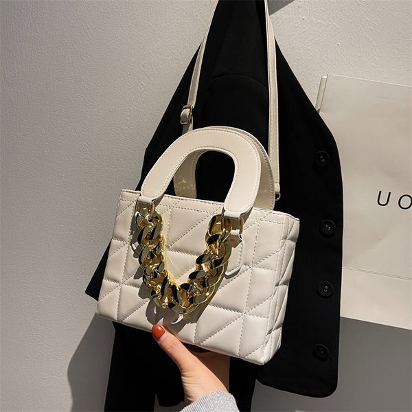 bag women's fashion 2022 new chain hand-held diana bag lingge single shoulder messenger
bag women's fashion 2022 new chain hand-held diana bag lingge single shoulder messenger