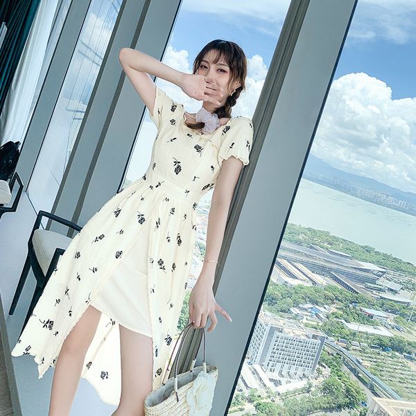 2021 new retro and cheongsam dress popular summer cool little urban leisure lady square neck style show fine medium skirt firy, Black;gray
2021 new retro and cheongsam dress popular summer cool little urban leisure lady square neck style show fine medium skirt firy, Black;gray