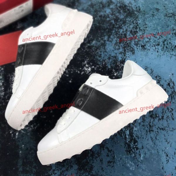 2021 women mens design white leather casual fashion luxe sneakers with pyramid rock shap rivet studs low sneakers, Black
2021 women mens design white leather casual fashion luxe sneakers with pyramid rock shap rivet studs low sneakers, Black