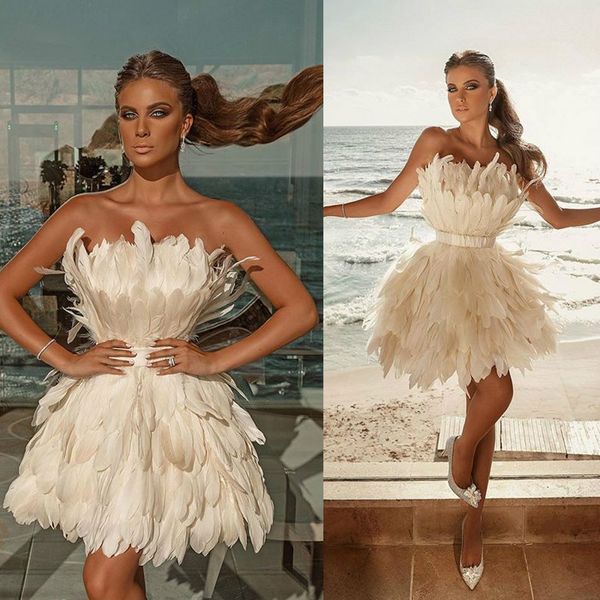 2021 feather short prom dresses strapless mini party evening gowns backless a line gowns robes de soirée, Black
2021 feather short prom dresses strapless mini party evening gowns backless a line gowns robes de soirée, Black