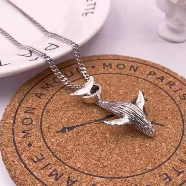new 925 52 hz whale creative personality men and women necklace s925 silver woman pendant 1026 q1209
new 925 52 hz whale creative personality men and women necklace s925 silver woman pendant 1026 q1209