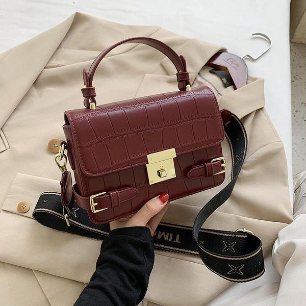 net red box bag women 2020 new trendy fashion wild wide shoulder strap small square bag korean women's shoulder messenger
net red box bag women 2020 new trendy fashion wild wide shoulder strap small square bag korean women's shoulder messenger