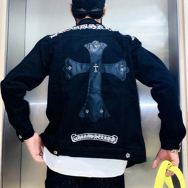 2020 chh autumn / winter new couple's matching leather cross sanskrit embroidery denim jacket for men and women, Black
2020 chh autumn / winter new couple's matching leather cross sanskrit embroidery denim jacket for men and women, Black