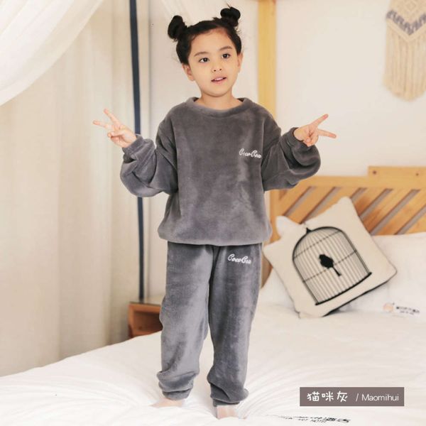 autumn plush 2020 and winter children's new warm girl's boys' pajamas baby's two piece home suitpqek un98, Blue;red
autumn plush 2020 and winter children's new warm girl's boys' pajamas baby's two piece home suitpqek un98, Blue;red