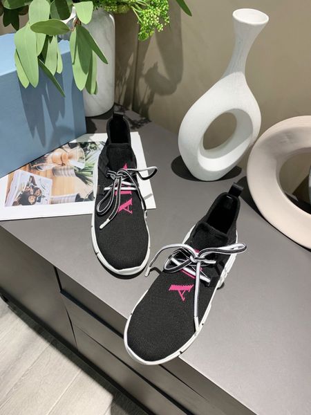 2020 spring and autumn new leisure elastic sports women's shoes knitted letter thick bottom fashion trend women's shoes dad shoes, Black
2020 spring and autumn new leisure elastic sports women's shoes knitted letter thick bottom fashion trend women's shoes dad shoes, Black