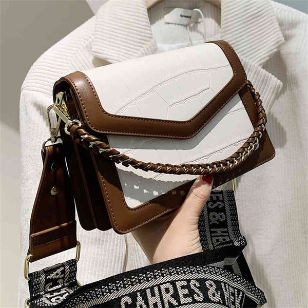 designer sale wide shoulder strap small square bag 2022 spring new fashion women's bag stone pattern messenger single shoulder bag
designer sale wide shoulder strap small square bag 2022 spring new fashion women's bag stone pattern messenger single shoulder bag