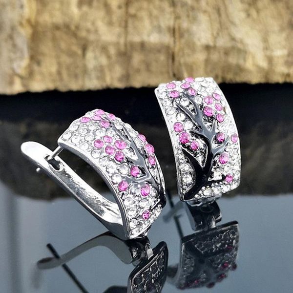 women explosive studded accessories with plum blossom dripping branches flower geometric earrings european and american, Golden;silver
women explosive studded accessories with plum blossom dripping branches flower geometric earrings european and american, Golden;silver