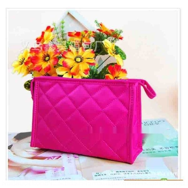mp6sy color lattice hand cosmetic candy pktf3 fashionable hand bag multi functional cosmetic bag diamond
mp6sy color lattice hand cosmetic candy pktf3 fashionable hand bag multi functional cosmetic bag diamond