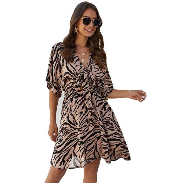 casual dresses fashion v-neck animal printing dress women's clothing european and american women elegant female ladies 2021, Black;gray
casual dresses fashion v-neck animal printing dress women's clothing european and american women elegant female ladies 2021, Black;gray