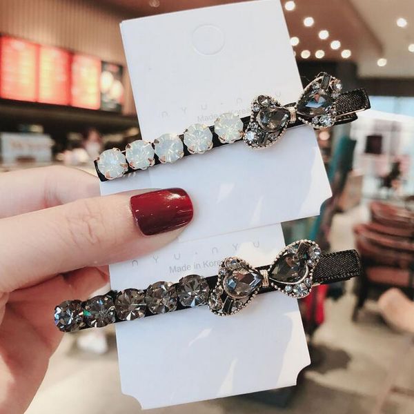 2021 years fashion crystal bowknot bp-bobby pin charm woman temperament all-match bobby pin retro styles duckbill clip hair accessories, Black;brown 
2021 years fashion crystal bowknot bp-bobby pin charm woman temperament all-match bobby pin retro styles duckbill clip hair accessories, Black;brown