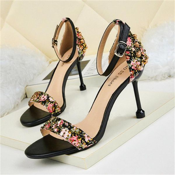 ethnic women's sandals 2021 summer open toe fashion rivet crystal high heels shoes ankle buckle leather sandals women size 34-40, Black
ethnic women's sandals 2021 summer open toe fashion rivet crystal high heels shoes ankle buckle leather sandals women size 34-40, Black