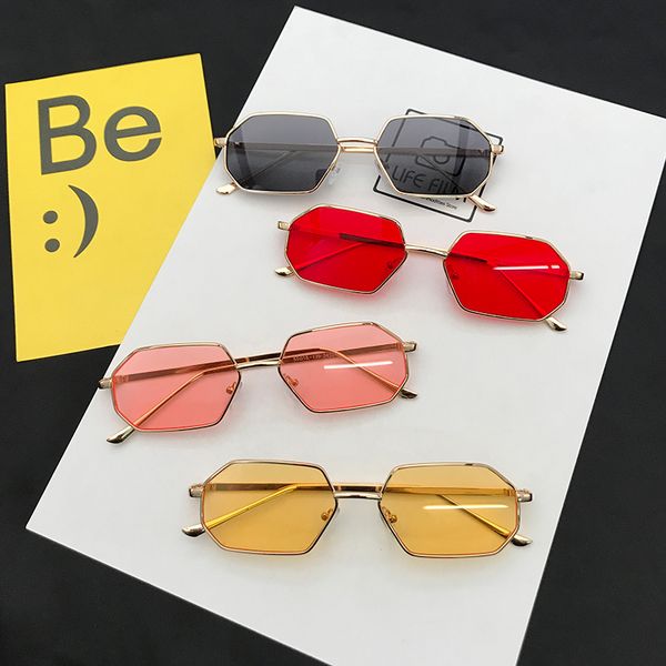 korean rectangular frame polygonal glasses man zhu yilong same fashion ocean transparent sunglasses female, White;black
korean rectangular frame polygonal glasses man zhu yilong same fashion ocean transparent sunglasses female, White;black